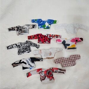 Blythe doll clothes bundle
